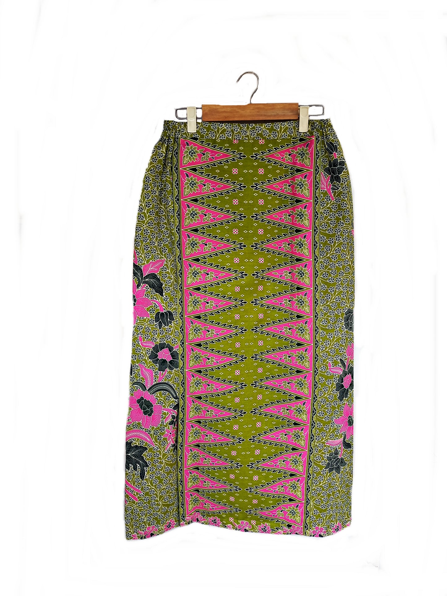 Green Sarong skirt Kebaya, maxi batik skirt, instant sarong skirt  Size S, M ,L, Xl,2L, 3L, 4L