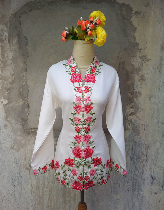 White Kebaya dress, Kebaya cotton with floral embroidery, size M, L, XL, 2L, 3L, 4L