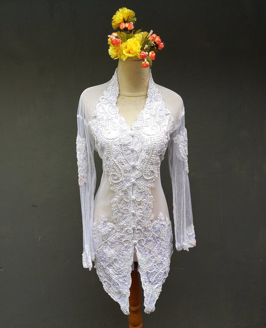 wedding white kebaya, available size S,M, L, XL, 2L