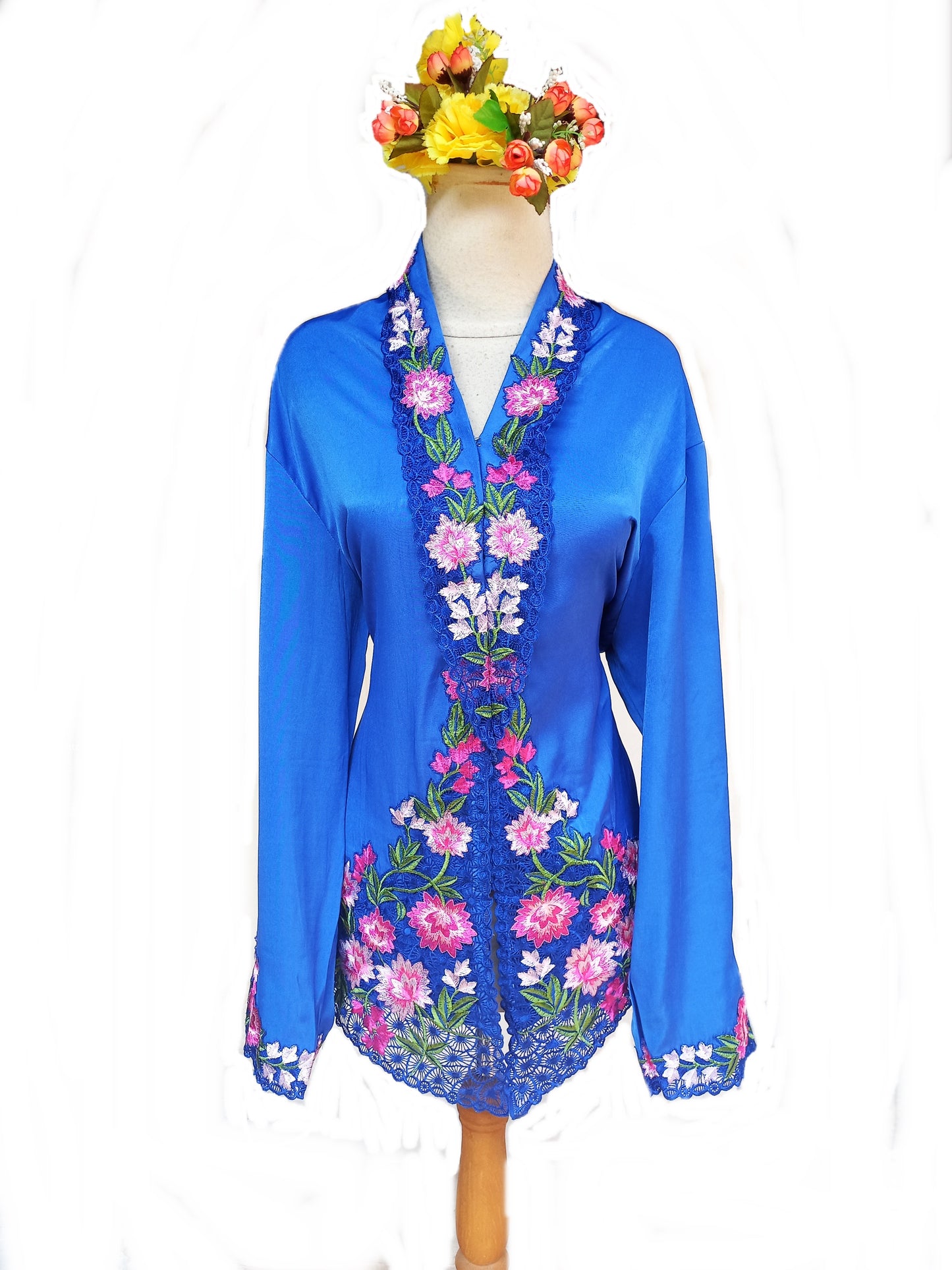 Blue Satin kebaya, Kebaya dress, Kebaya Embroidery size 3L